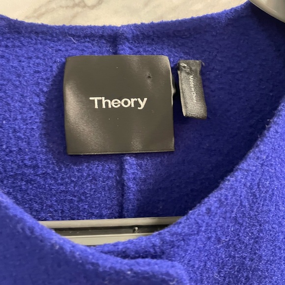 Theory Collarless 90% Wool 10% Cashmere Coat - Picture 3 of 5